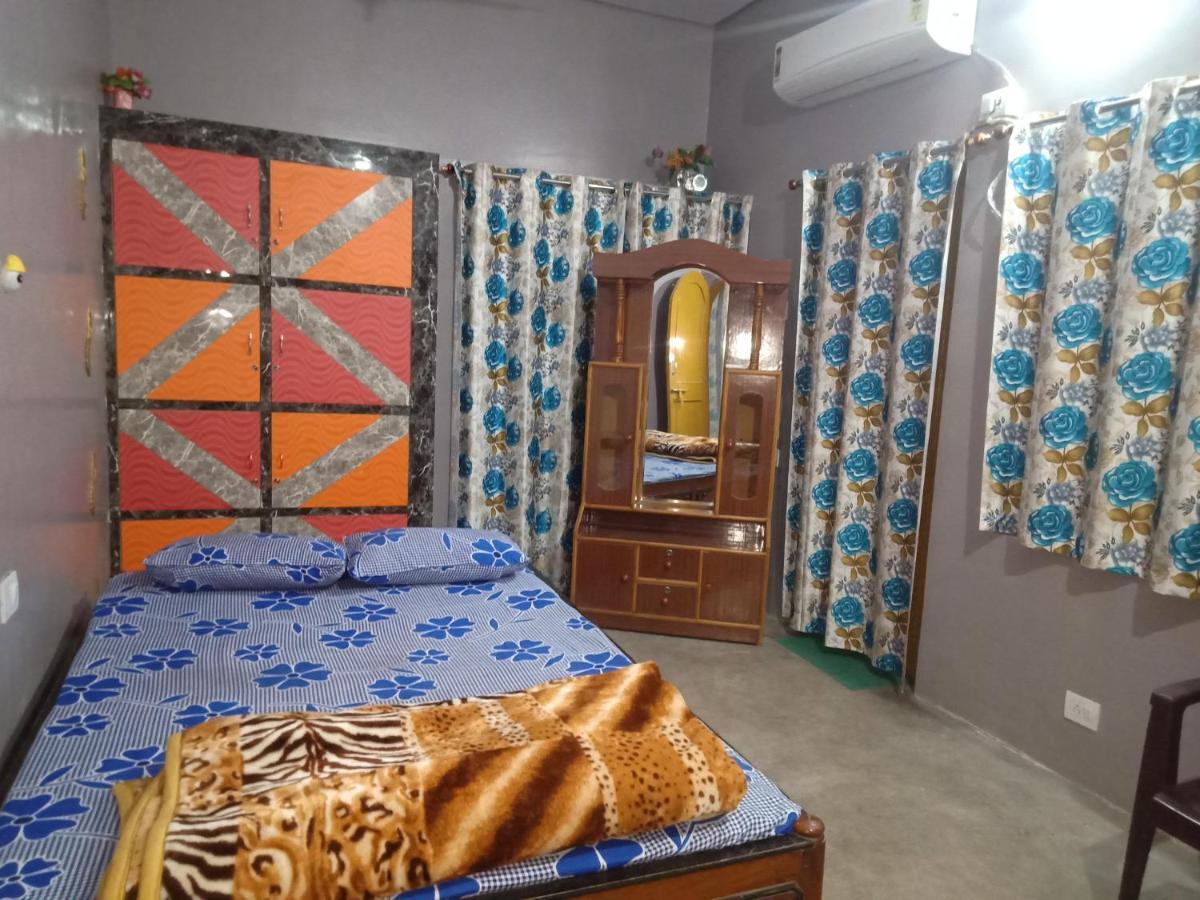 Hostel Relax Homestay Gaya Ngoại thất bức ảnh